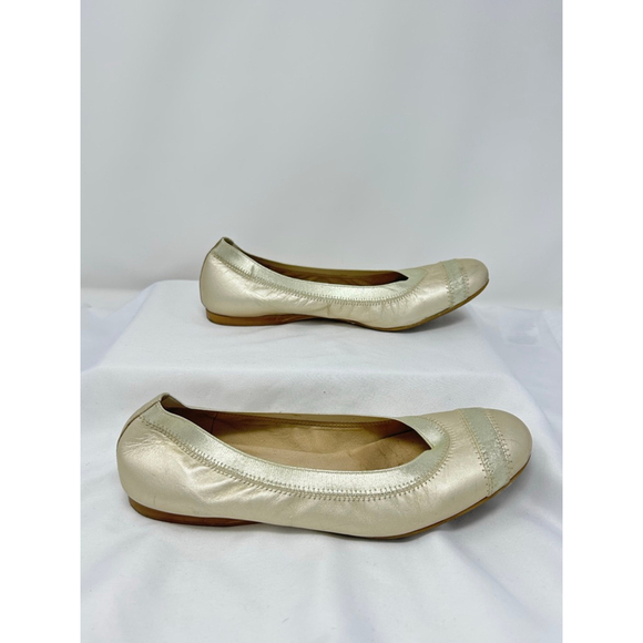 Stuart Weitzman Gold Ballet Flats Metallic Leather Round Toe Women’s 8 - Picture 2 of 9